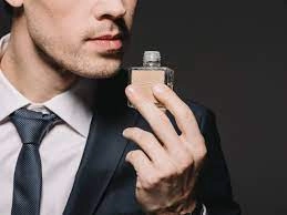 Tips for Finding and Wearing Your Ideal Fragrance-1